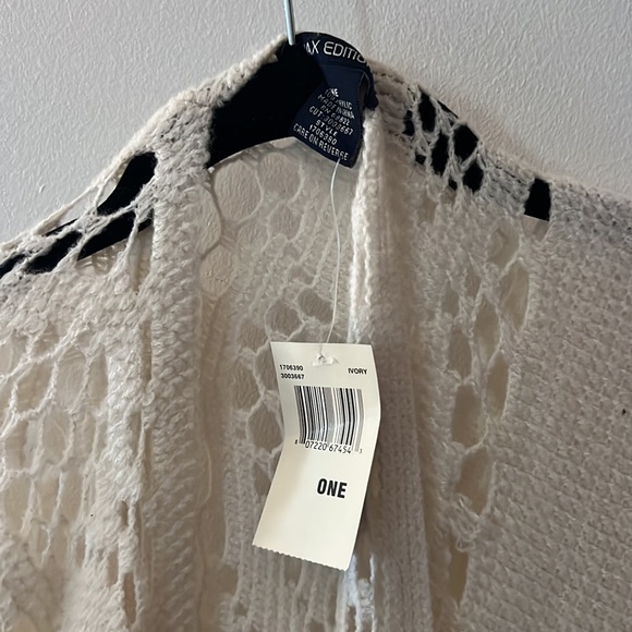 Cream sweater cardigan. NWT - Picture 2 of 2